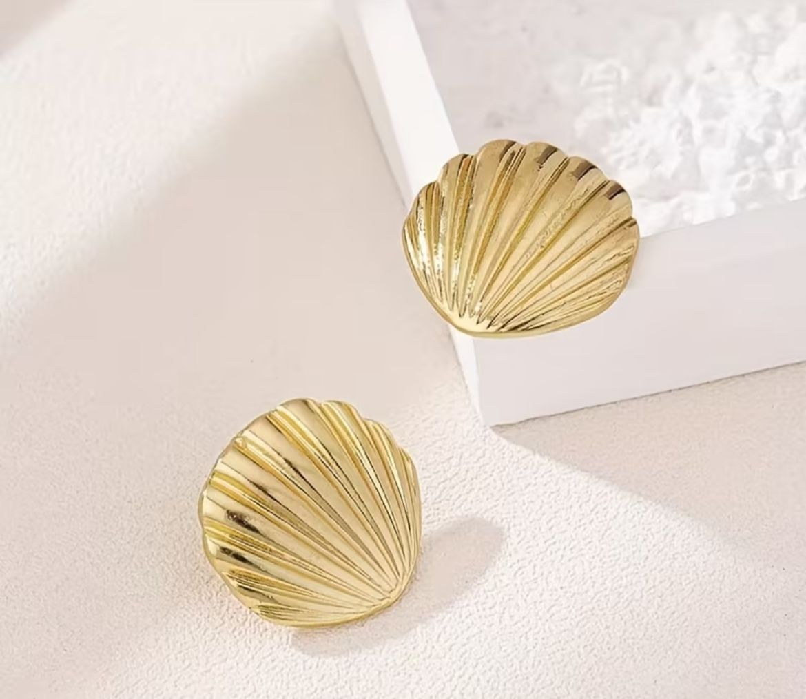 Seashell Radiance Earrings