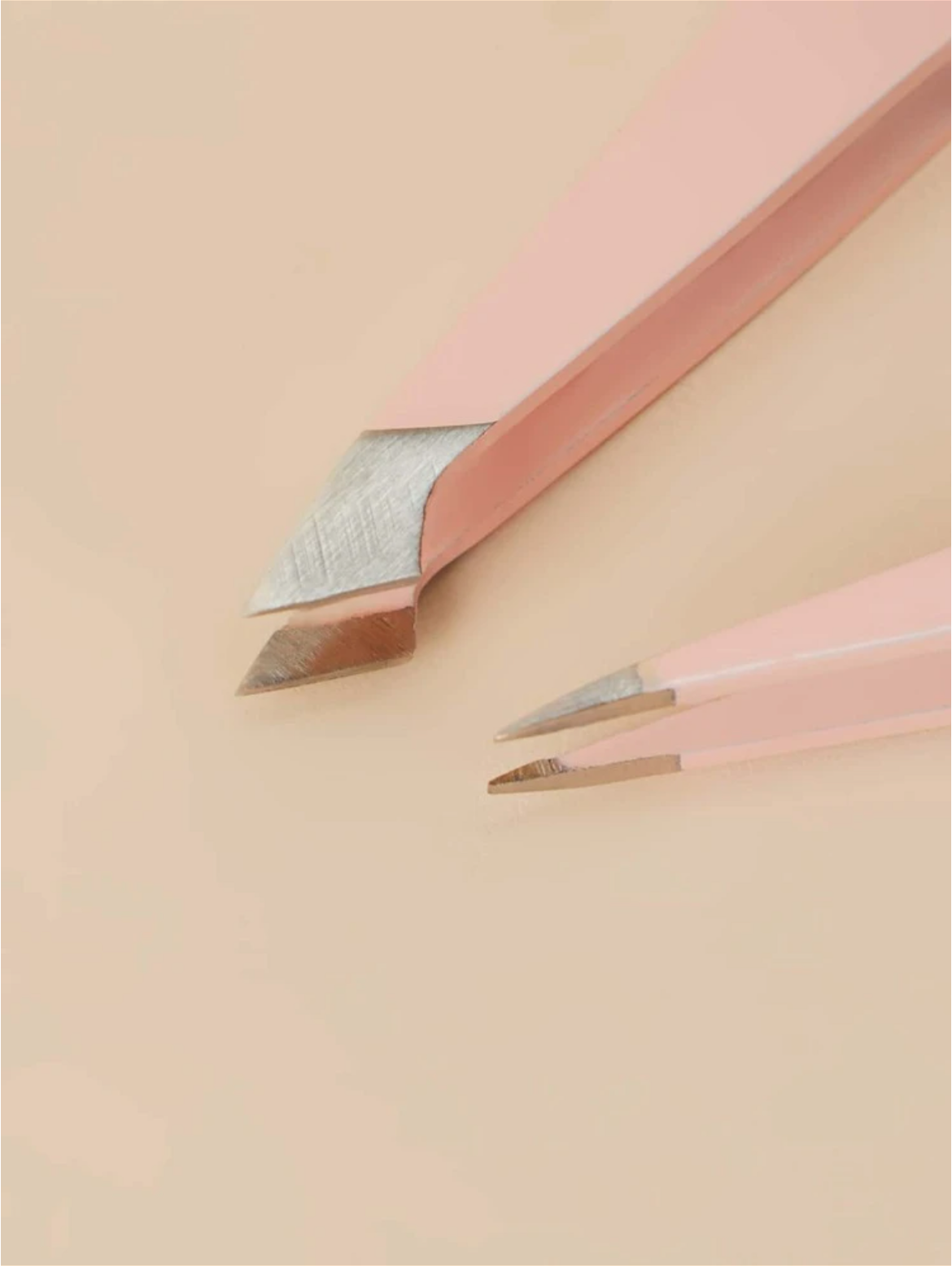 Pink 4pc Tweezers